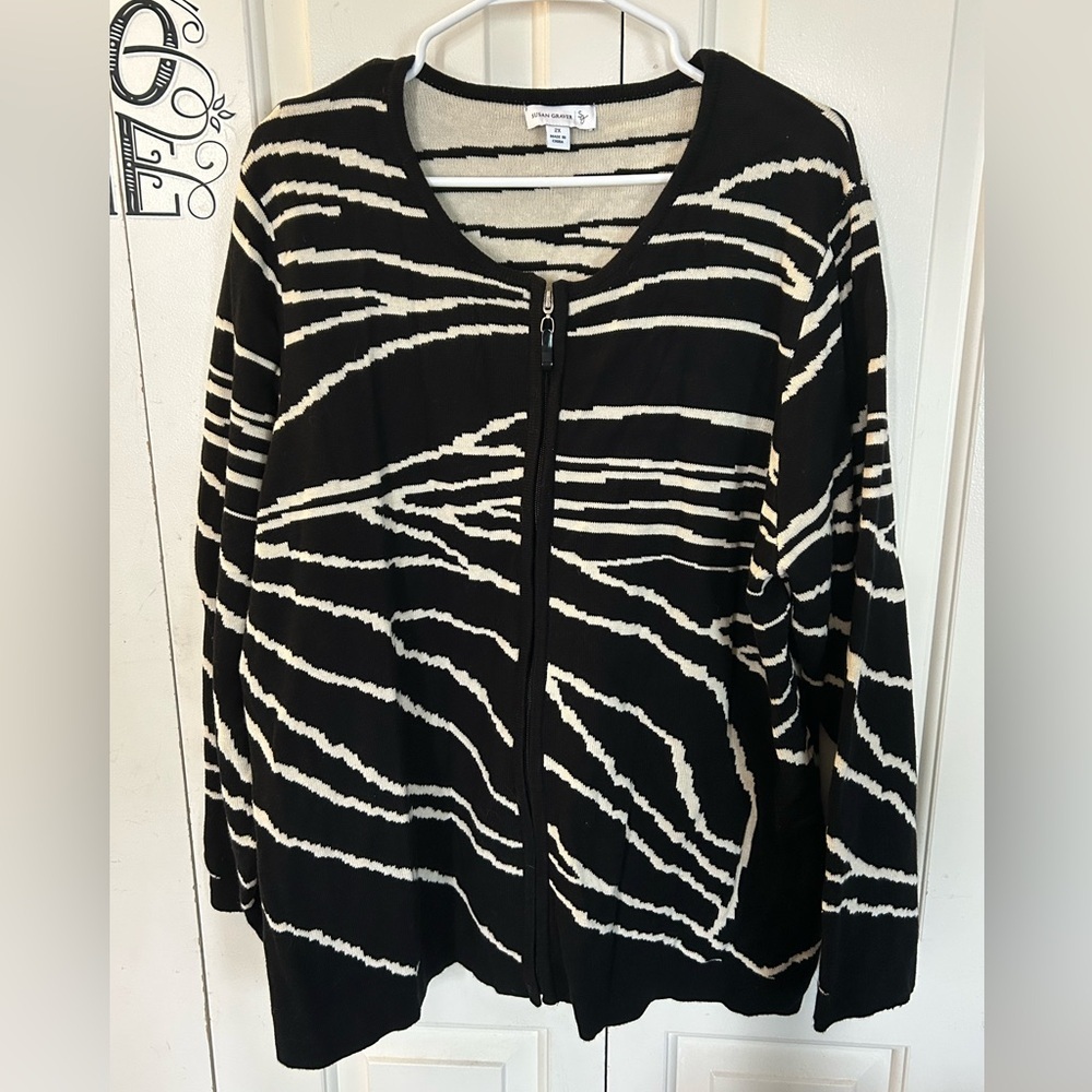 Susan Graver Animal Print Cardigan Sweater Full-Zip Long Sleeve Size 2X